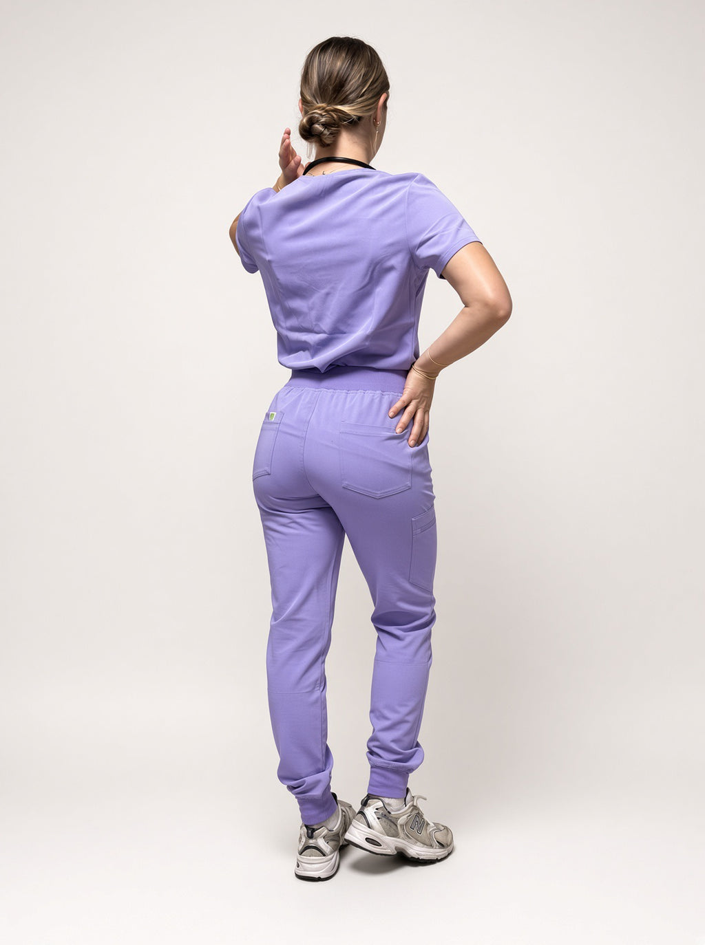 WOMEN'S V-NECK SET