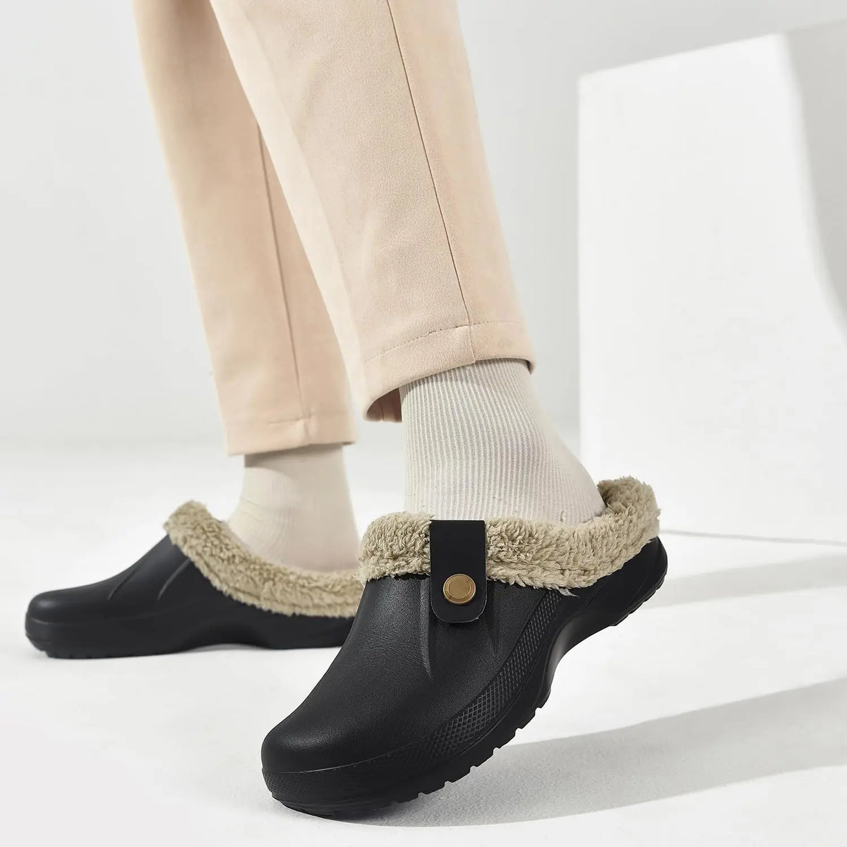 WARM FUZZY SLIPPERS